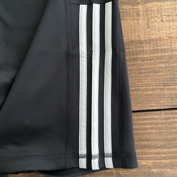 Adidas | Bike Shorts XL - Picture 4 of 9